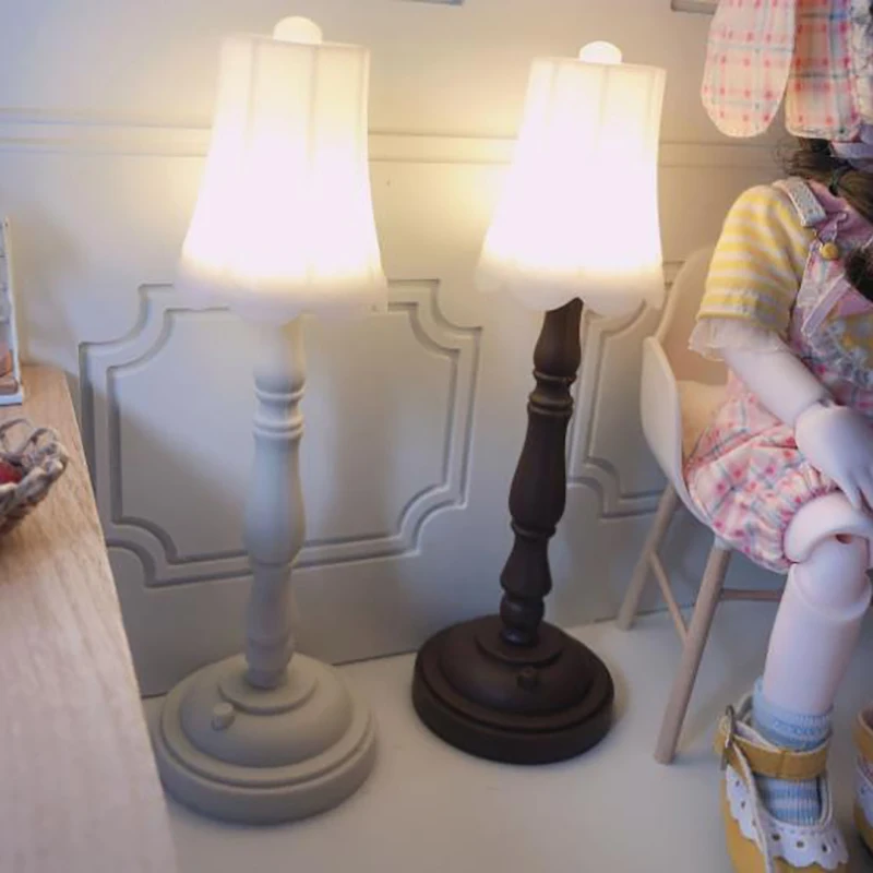 1:12 Dollhouse Miniatúrna poschodová lampa LED ľahký dollhouse nábytok hračky