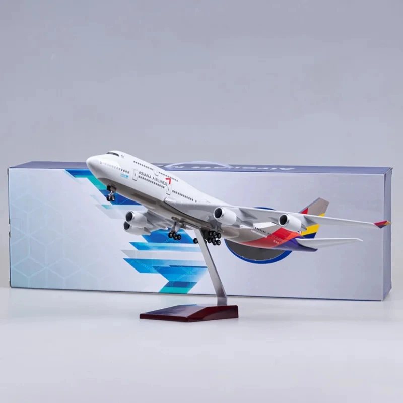 1/160 Stupnica 47 cm lietadla B747 Kórejská letecká spoločnosť Aiana LED WILD A LED LIGHT a podvozky Diecast Resin Plane Collection Collection Fans Fans