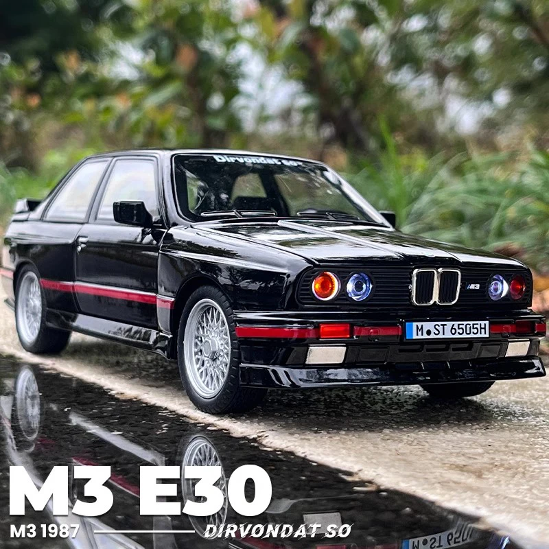 1:24 BMW M3 E30 1988 Supercar zliatiny Model zvuku a svetlo Pull Back Back