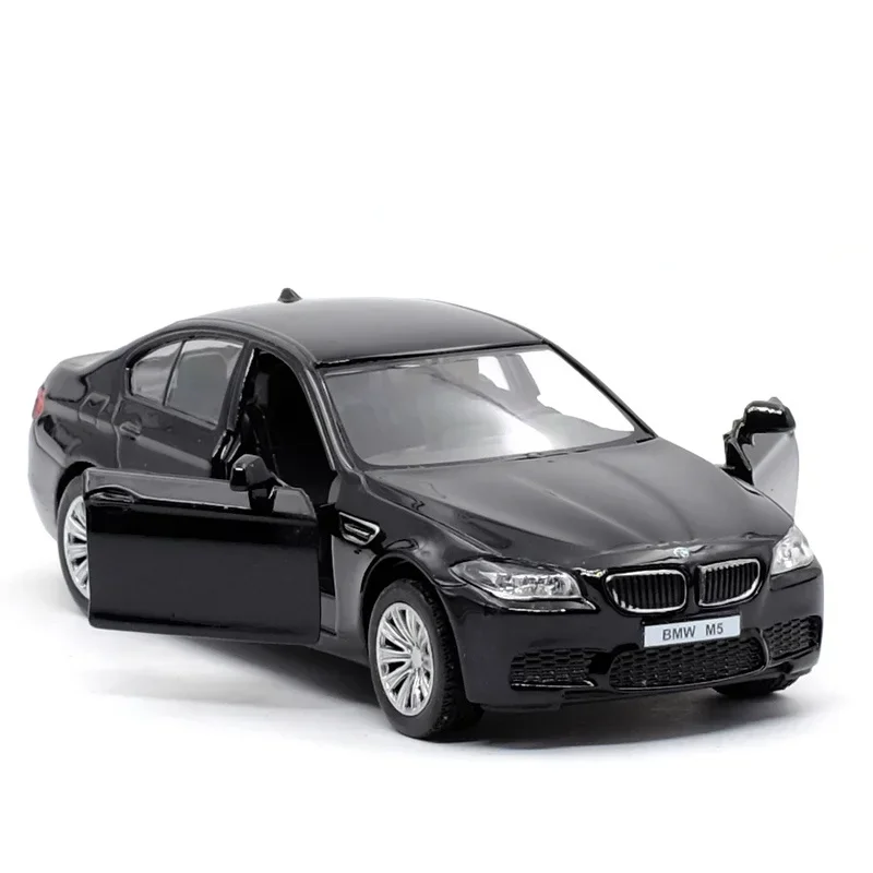 1:36 BMW M5 Pull Back Model zliatiny zliatiny Model automobilov kovové hračky vozidlá vozidlá auto simulácia Zbierka
