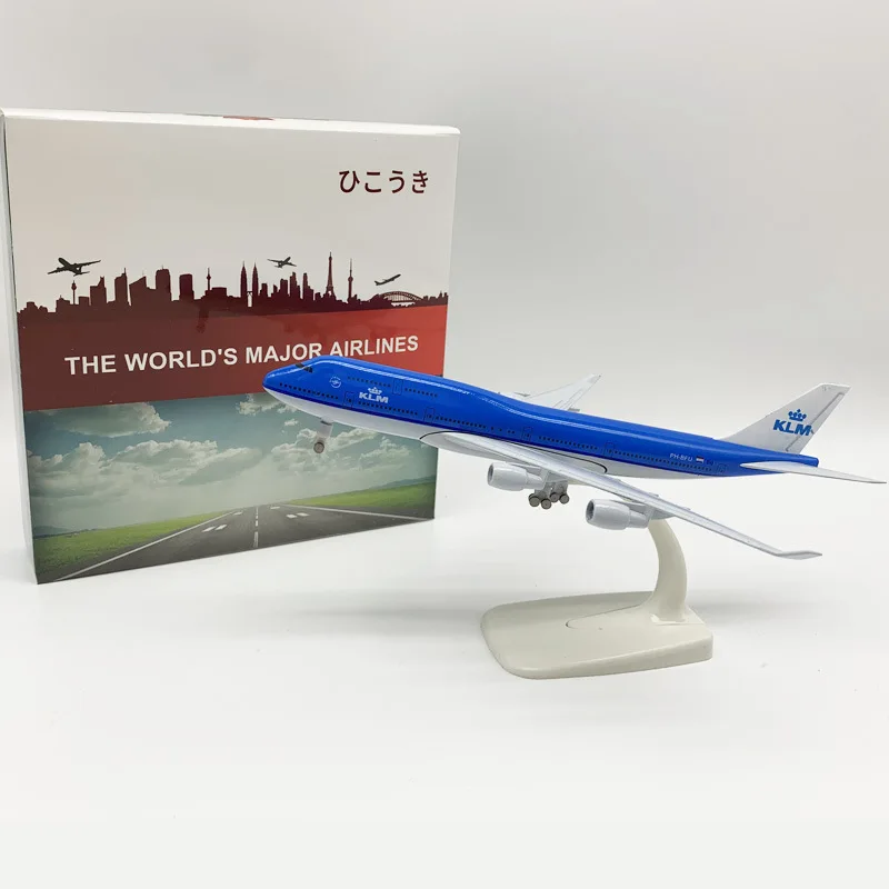 1: 400 20 cm Holland KLM B747 letecký model leteckého leteckého zliatiny zliatiny kov Air Netherlands Boeing 747 Model lietadla W kolieska podvozky kolies