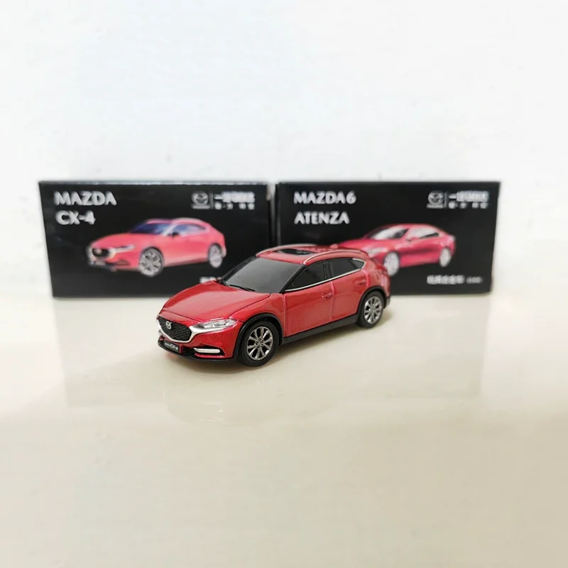 1:64 Simulácia CX4 2020 Mazda CX-4 Model zliatiny automobilu Hračka Diecast Collectible Suvenír Boys Hračky