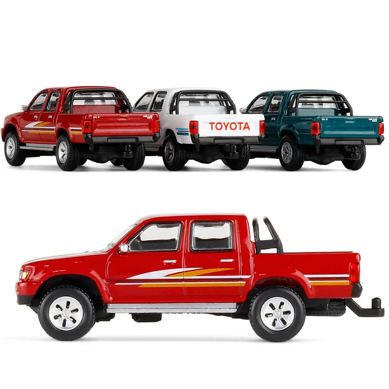 1/64 Toyota Hilux Model Model CAR zliatiny Diecast Hračky Classic Super Racing Car Darček