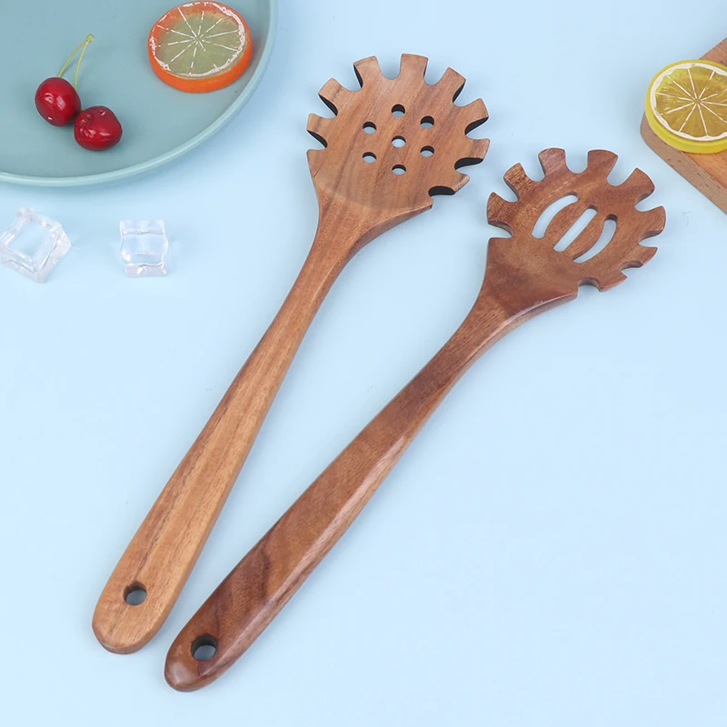 1 ks Drevené špagety Server Server Spoon Spoon Svion Spoon na varenie štrbinovej lyžice ručne vyrobenej prírodnej lyžice