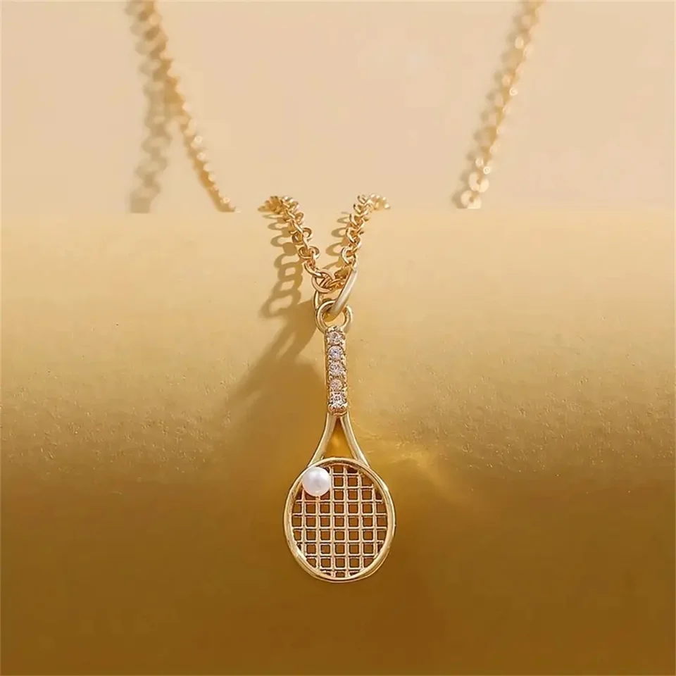 1 ks Trendy tenisová raketa palmová perla náhrdelník pre mužov a ženy, Vintage Creative Zircon Faux Pearl Tennis Ball