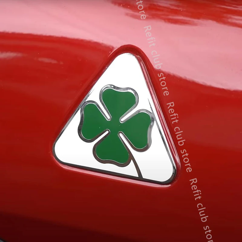 1 pár hliníkových dekorácií Fender Decoration Stickers Four Leafs Clover pre Alfa Romoe Giulia Stelvio Exteriérový nálepky