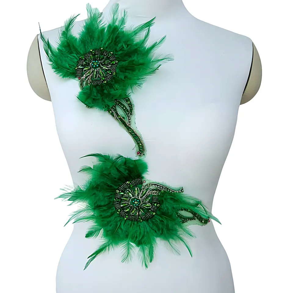 1 pár zelených aplikácií Real Feather Clothing Patches Šiť na kryštály kamienky na šitie svadobných večerných kostýmov Proms