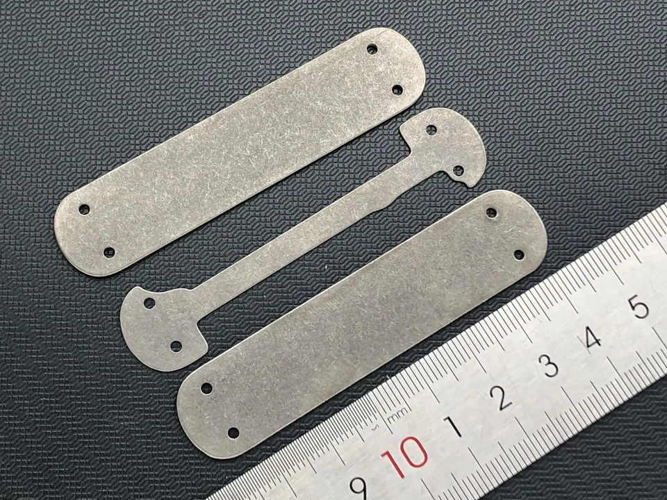 1 sada vložiek zliatiny titánu pre nôž švajčiarskej armády v Victorinoxe 74 mm