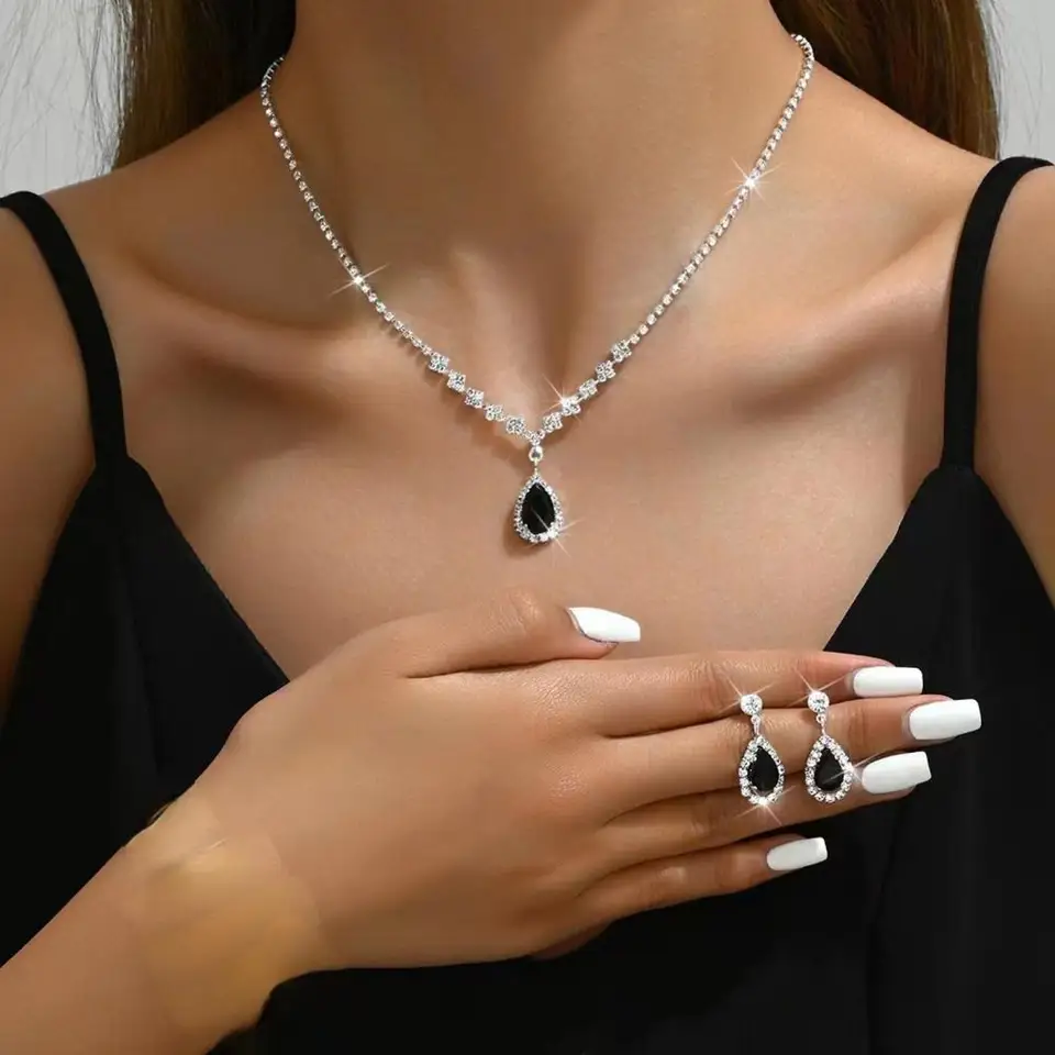 1 Set Dámske šperky sada Spravodlivé náhrdelník Náušnice Svadobné prom šperky Set Water Dangle Dangle náušnice Náušnice Náušnici náhrdelník