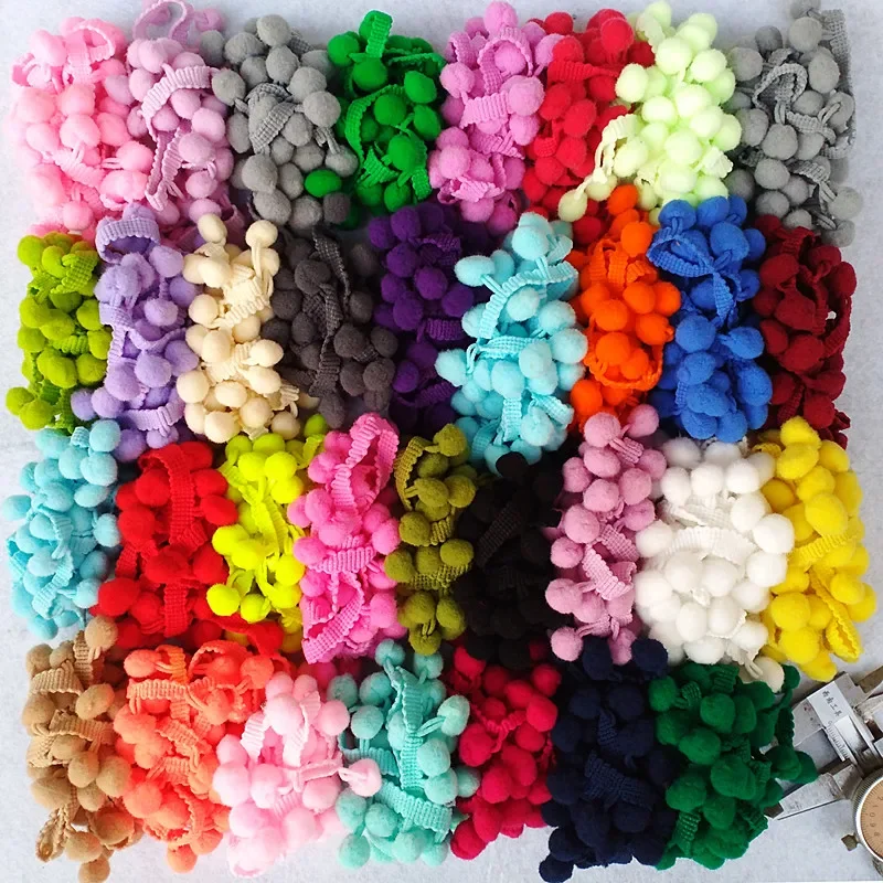 1 yard 5yards pom pom pomst lipnus lem guľôčkovej látka Pomompom Fringe Ribbon Šitové čipky Kintted tkanina ručne vyrábané remeselné doplnky