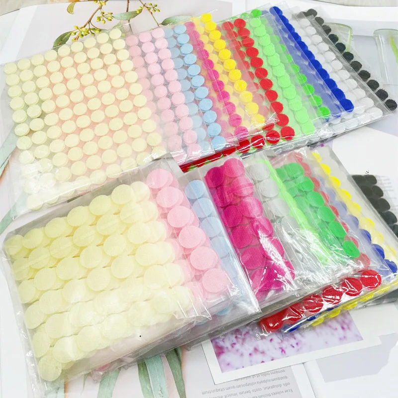 10/15/20/25/30 mm adhézne upevňovacie bodky Hook a slučka slepka Nylon nylon Round Strong Self Adhesive Upentener páska