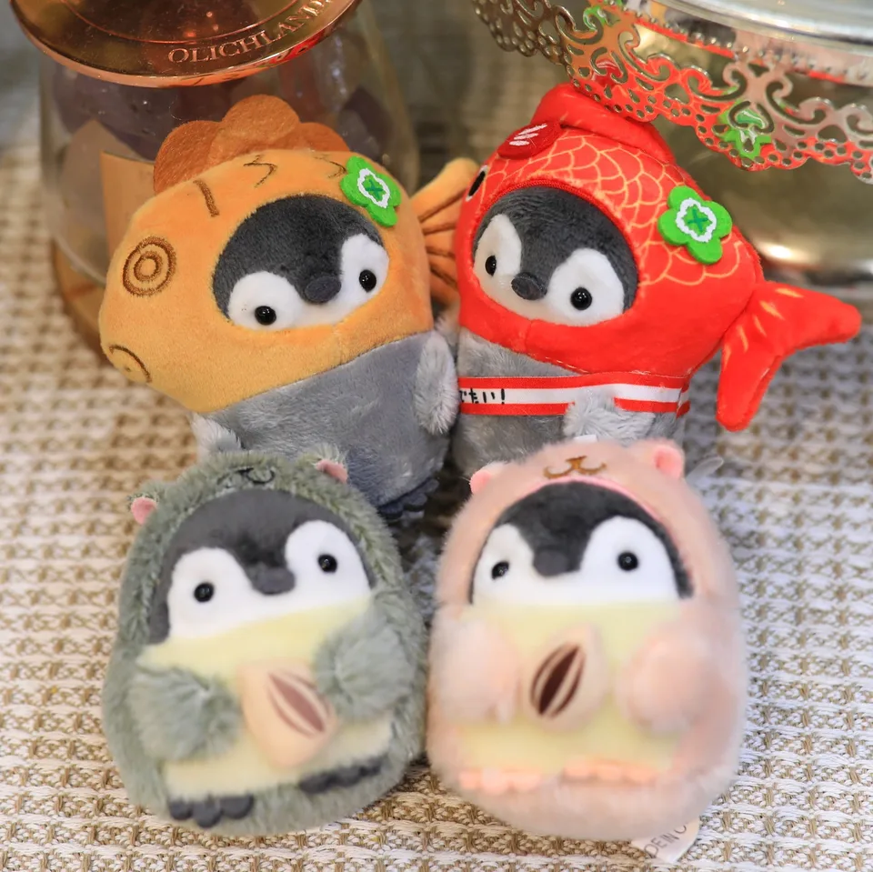 10 cm 4ks set kawaii Penguin Koupen Chan Hray Machine Cartoon Screped Animal Plush Doll Dundant Decoration Plushie Darček Veľkoobchod