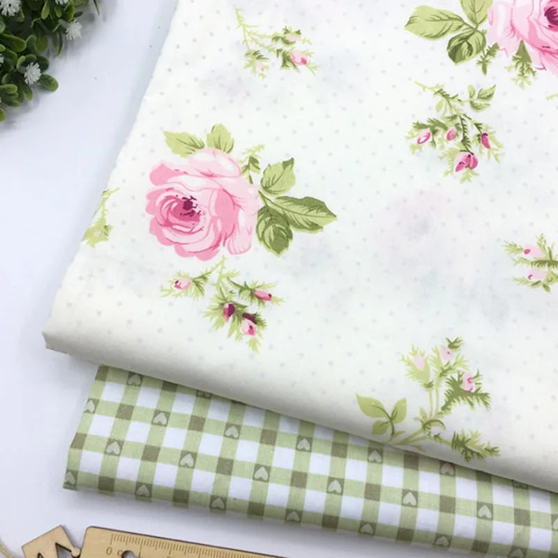 100% bavlnená tkanina Elegantná kvetinová rosa dot zelená kontrola srdca kvety látky