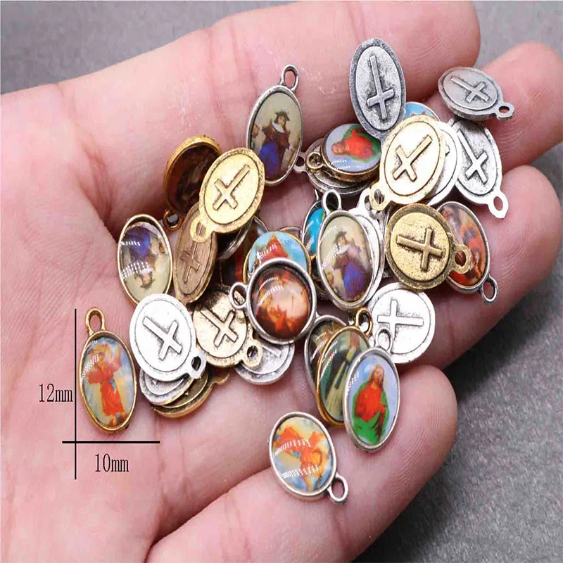 100 kusov náboženských ikon amulet Rôzne Ježišové ikony ručne vyrábané medaily Deň kúzla ručne vyrábané šperky DIY doplnky