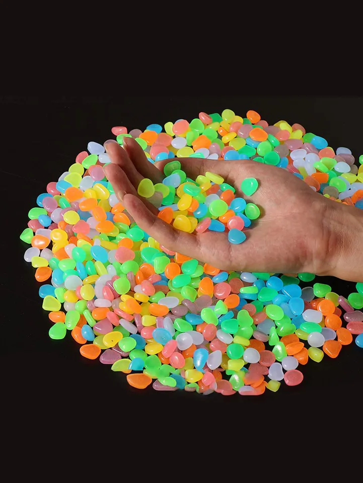 100 pcs -Small Svetely Stone Žiaraná kamienková záhradná záhrada Trénový úpravy Fluorescenčný kameň - náhodná farba