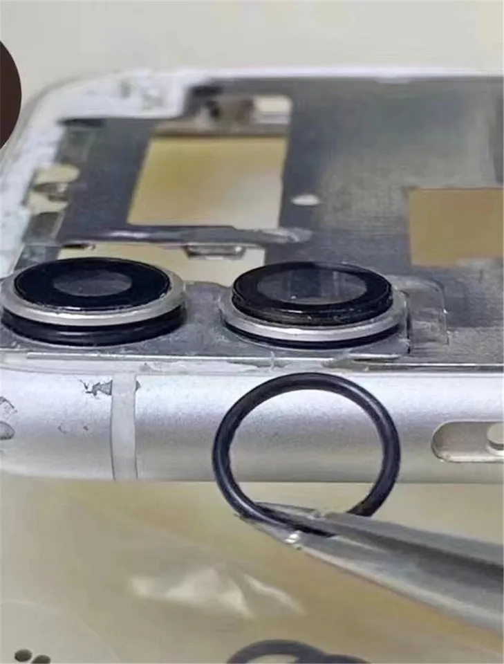 100 počítačov pre iPhone x/11/11/1133330 otvoru O-krúžok zadného skla Guma gumový prsteň nepremokavý gumový prsteň 11PHASE HEAD Rám potápanie
