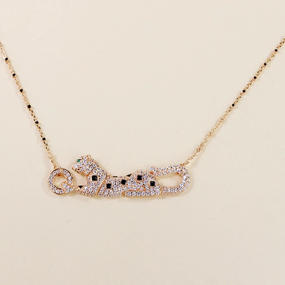 100% skutočné 925 Sterling Silver s čiernym smaltovaným zirkónom Diamond Leopard Pendant Panther náhrdelník Dámske luxusné dizajnérske šperky