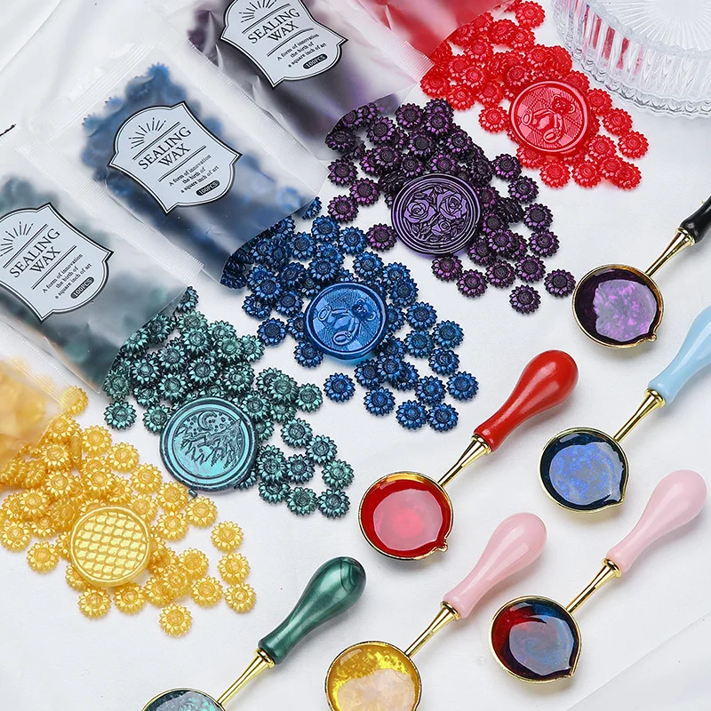 100ks blikajúce polopriehľadné kvetinové vosky Častice Fire Paint Seal vosk DIY Svadobné oznámenia List obálka Card Craf Wax