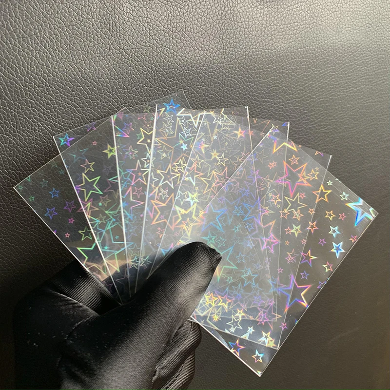 100ks rukávy Obchodné karty Gemstone Foil Transparentné laserové stolové herné karty Foto chránič Magic Ygo Pkm Shield Cover