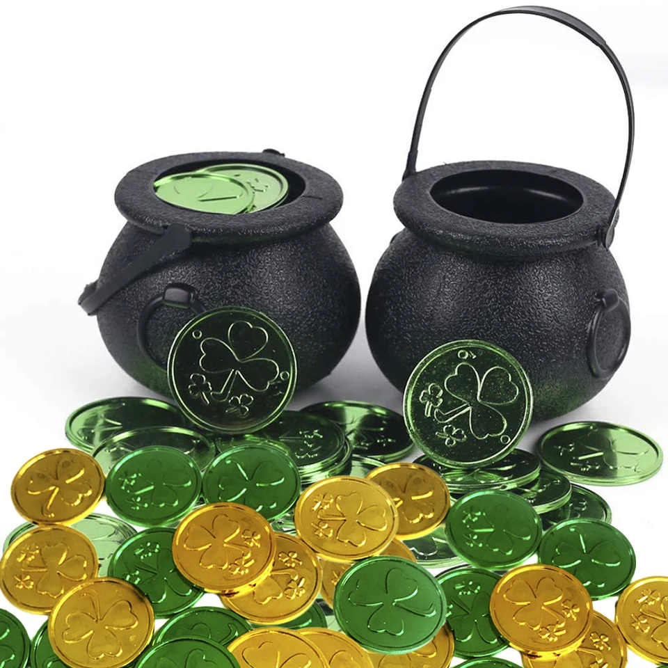 100ks St. Patrick's Day Lucky Shamrock Plastové mince Štyri listové šliapanie Green Coin For Írsko Decor and Treasure Hunt Game