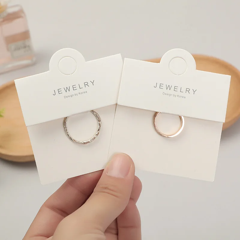 100ks šperky Závesné značky Čierne biele papierové karty štítok 6*6cm DIY ručné doplnky
