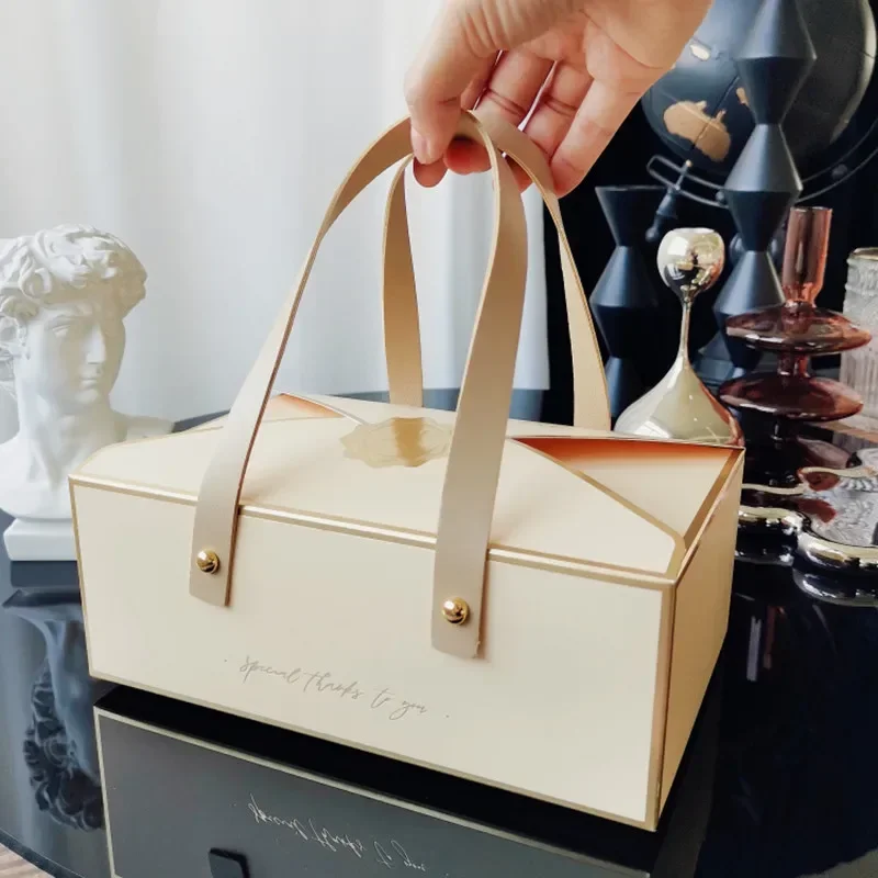 10ks darčekové boxy koláč papier ruky Ruka na pečenie Balíček kožená rukoväť Cookie Chocolate Souvesir Wedding Darčekové večierky Balenie