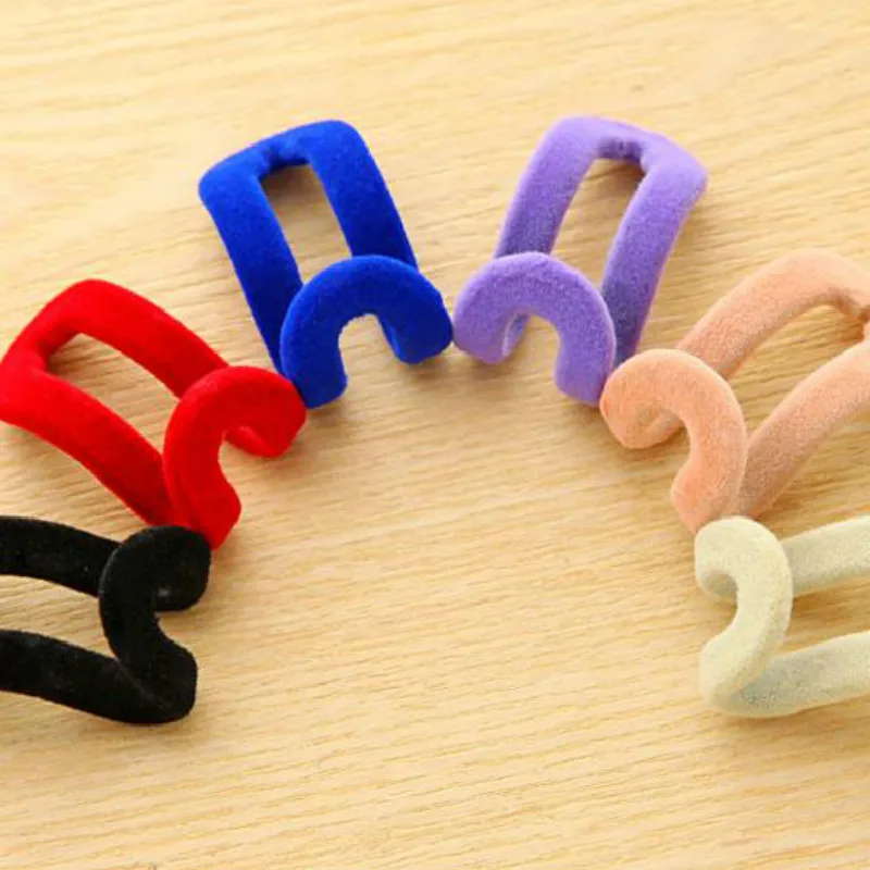 10ks domáce kreatívne kreatívne nové mini flockingové šaty záves flecking držiak Mini anti-Clip Hook Color náhodne