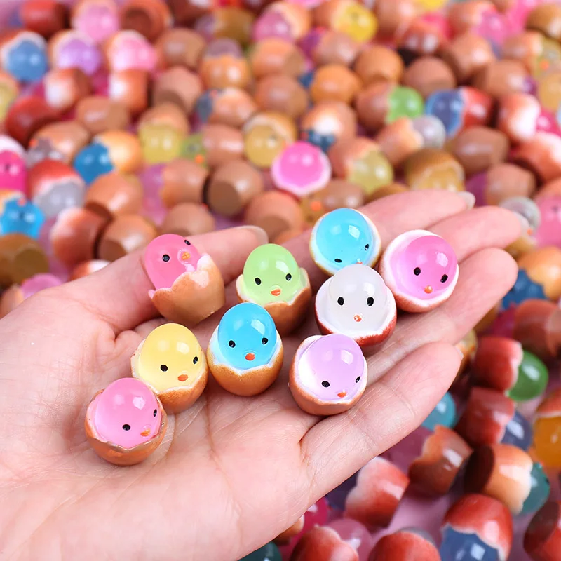 10ks nočná žiara vajcia Puffs Broken Shell Chick DIY živice šperky doplnky Detské vtipné hračky Darčekové mikro krajinné ozdoby