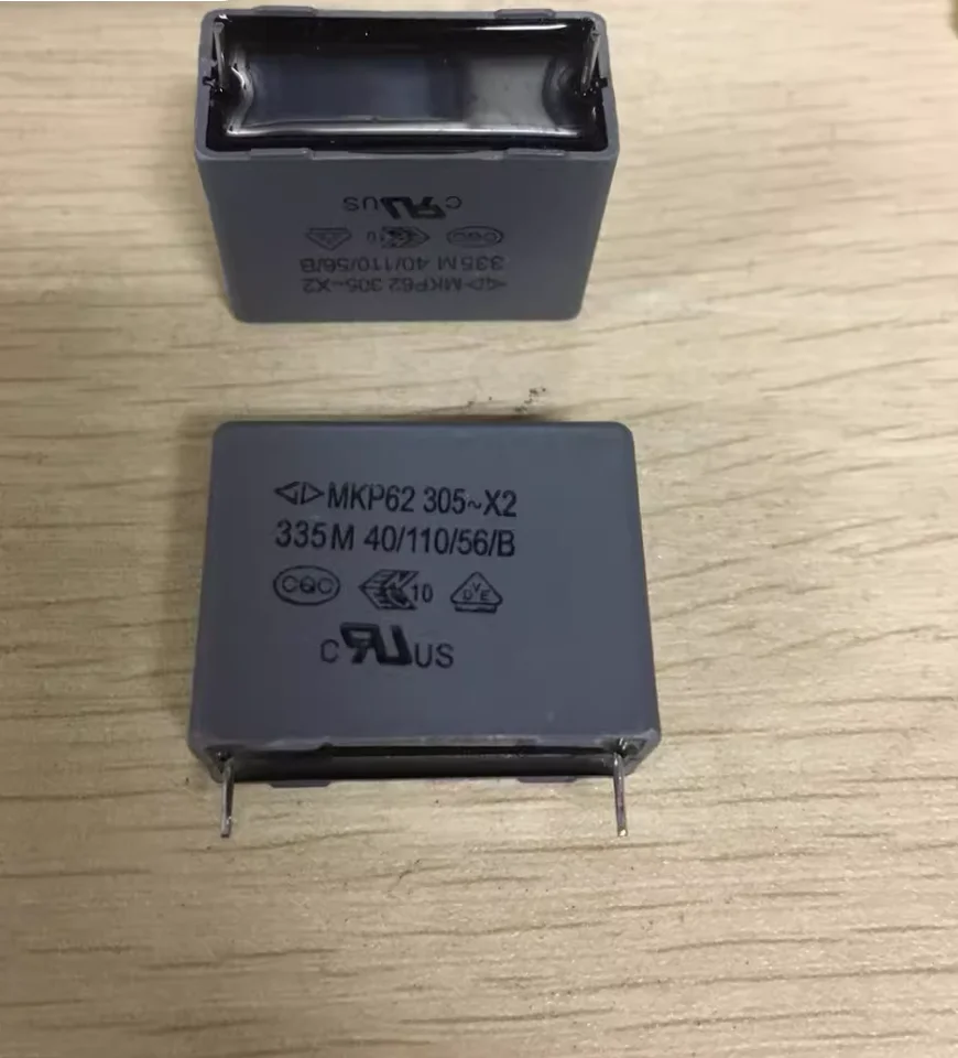 10ks /veľa vysokej kvality 335k m 305 ~ P27,5 mm MKP62 335M 305VAC 3.3UF x2