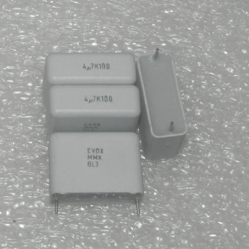 10ks/šarža 4.7uf100V 475k MMK Frekvencia Frekvencia deliaci