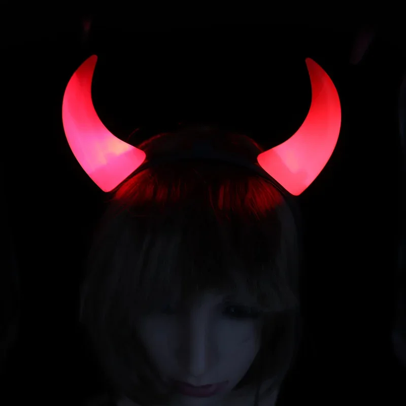 12ks Light Up Up Demon Devil Bull Horns čelenka v červenej farbe pre ženy Girls Boy Glow Party Supplies