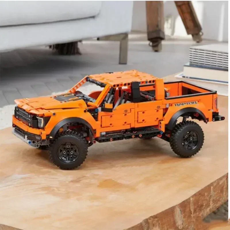 1379ks Technické Ford Raptors F-150 Pickup Racing Automobilové bloky Zostavujú 42126 modelové tehly Detské darčeky