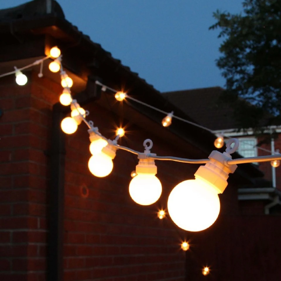 13m/24m Festoon LED White Globe Fairy String Lights Outdoor Garden Svadobná strana Striedka Lampa pre záhradu