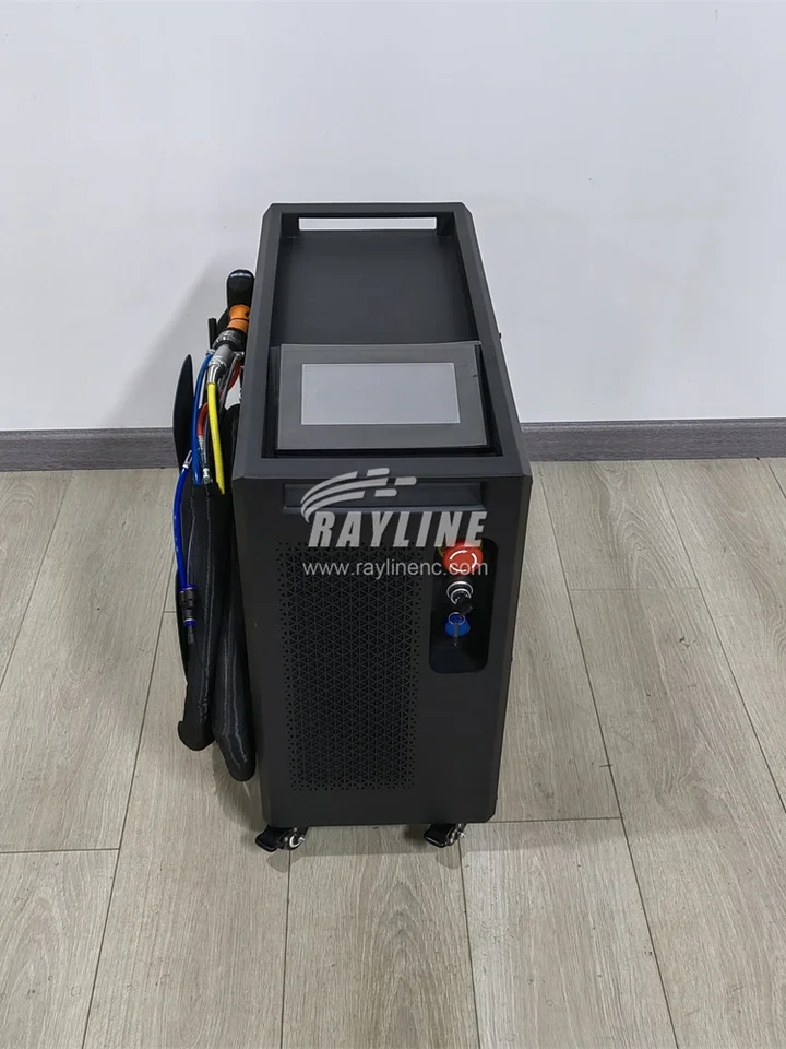 1500 W 3- IN-1 Vlákno laserové zváranie Čistenie rezanie Spájkovací stroj ručný zvárač laserom pre všetky kovové čistenie hrdze