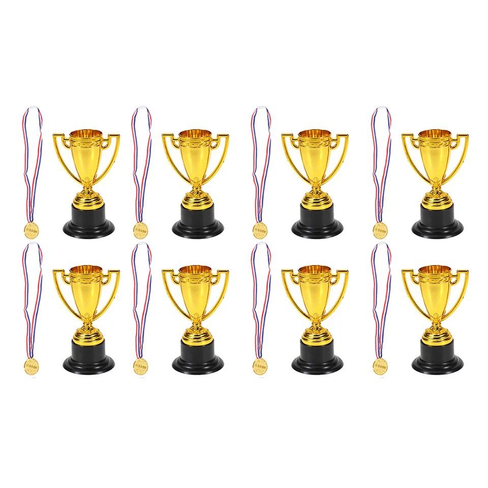 16ks Mini plastová odmena ceny Kids Detské medaily Detské ceny Darček Trophy Golden (8xtrofie + 8xmedaly)