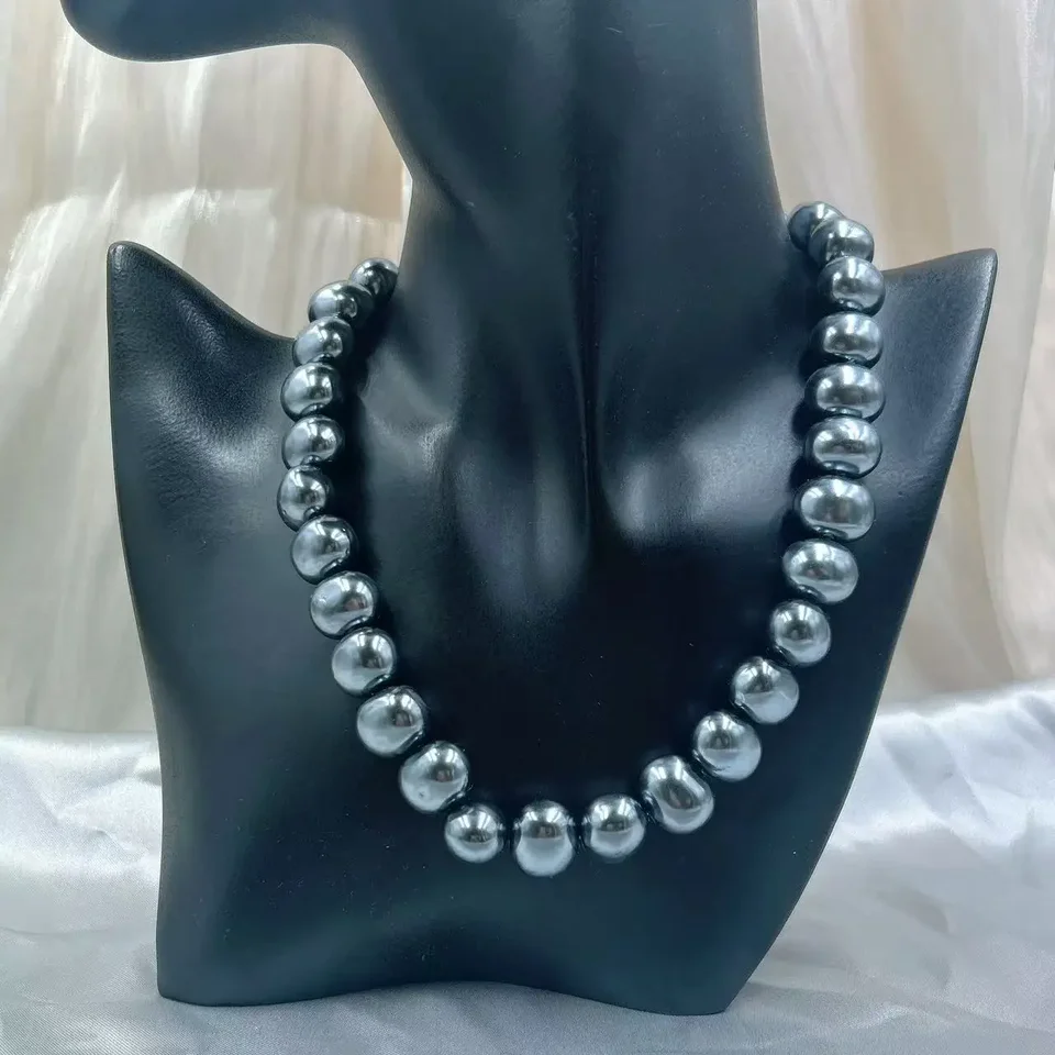 17inch 13x15 mm aaa Shinning Birthday Darček Elegantné šperky veľké čierne škrupiny perlové ženy Krátke chokery náhrdelník