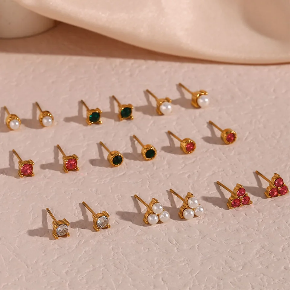 18k Zlatené krásne farebné zirkónové mini náušnice Elegantné perlové vodotesné náušnice Denné šperky