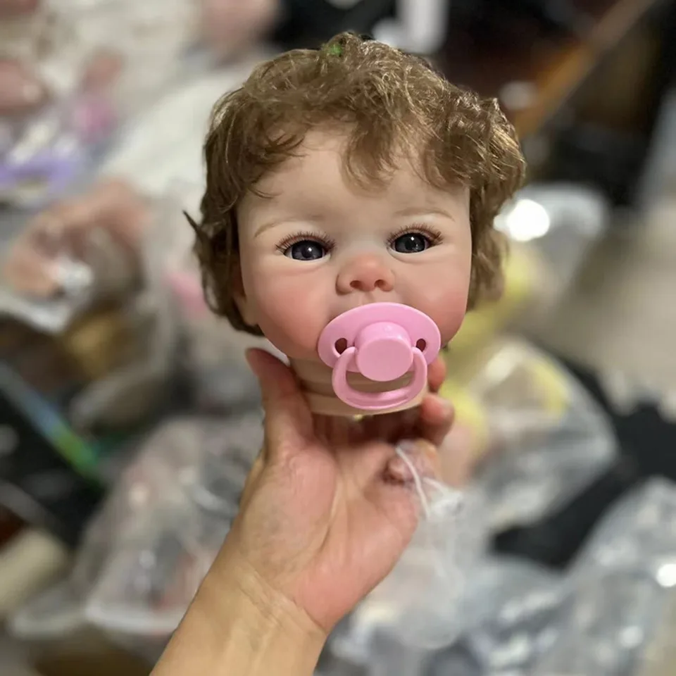 19inches Reborn Doll Kits Populárne Juliette s zakorenenými vlasmi a mihalnice 3D maľované mnohými detailmi Žily nezasiahnuté diely bábik