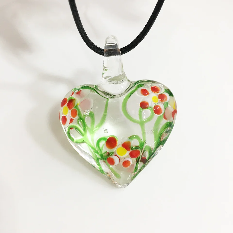1ks letné zelené srdce Prívesok Láska kúzlo kúzlo kvetinový náhrdelník pre ženy Murano Lampwork sklo pláž klenotnícke darček Darčekové večierky lacné predmety