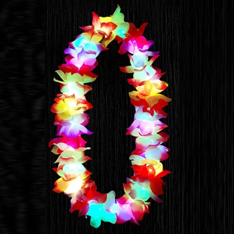 1ks Light Up Blikajúci havajský náhrdelník Leis Tropical Luau Hawaii Flower That Party pre dospelých detí narodeniny vianočné Navidad