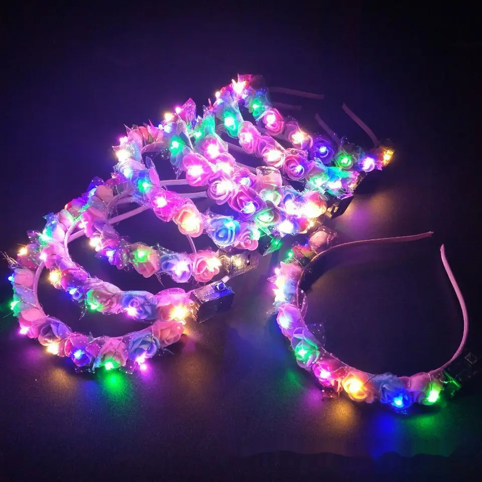 1ks vedené princezná ženy Girl Glow Light Up čelenka Svadobný kvet veniec Crown Party Darček k narodeninám festival svadobný karneval