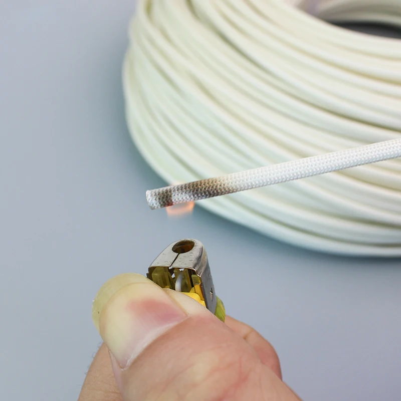 1m 600deg vysokoteplotné prepletené spletené mäkké chemické vlákno Izolačný kábel Kábel ruku na sklo vlákna s priemerom 1-25 mm