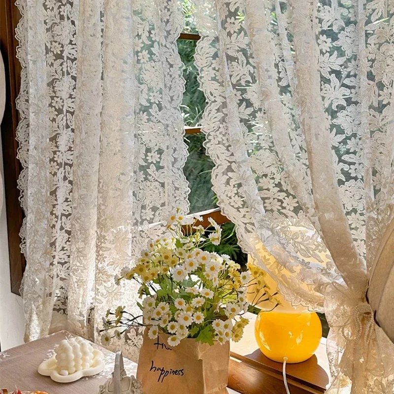 1pair francúzsky retro krém béžový kvetina výšivka číre opona európsky súdny štýl Lace Voilles Curtain pre spálňu obývacej izby
