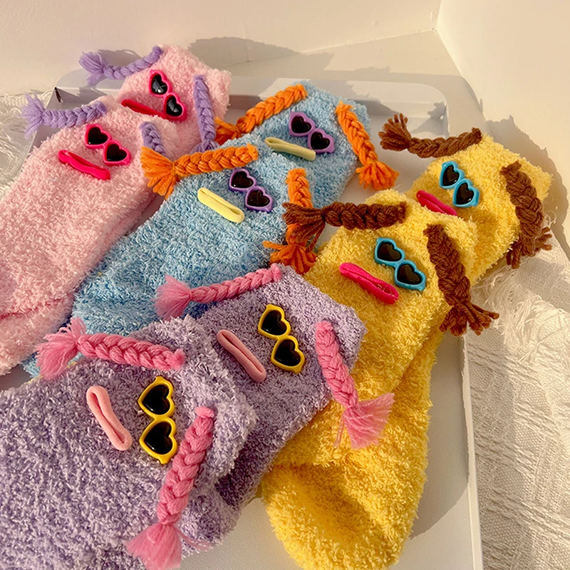 1Pair Funny Coral Fleece ponožky Ženy mäkké našuchorené podlahové ponožky Zimné domáce spánkové pančuchy kreatívne 3D vzorové Velvet uteráky ponožky