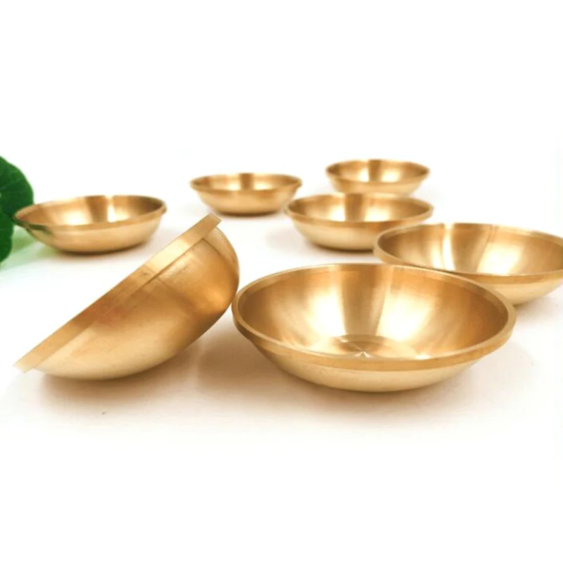1pc medená tibetská misa Buddha učeníci, ktorí dodávajú meditáciu vody ， učeníci Budhu, aby dodali vodu do pohára Budhu