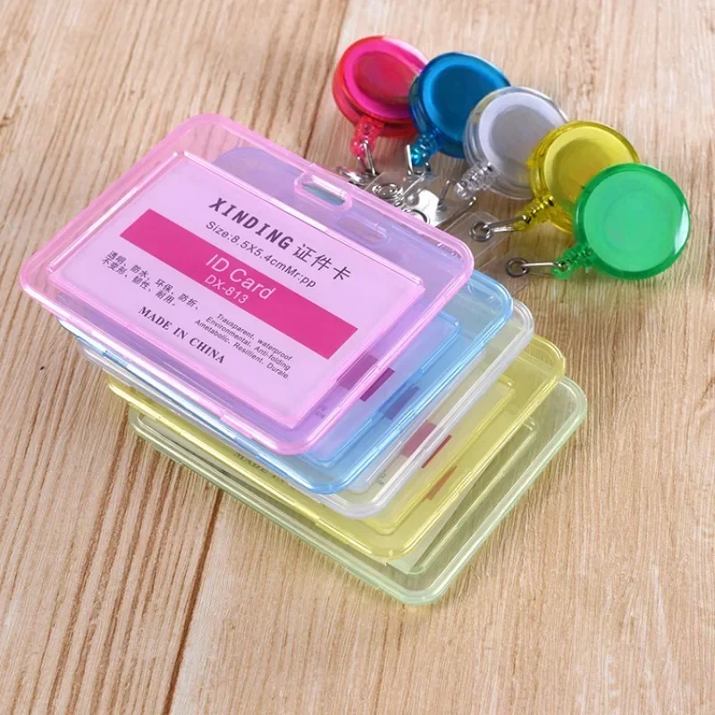 1pc priehľadný držiteľ karty Plastové ID prípadu držiteľov prípadu ochrany kreditných kariet Porta Credencial Name Badge navijaky