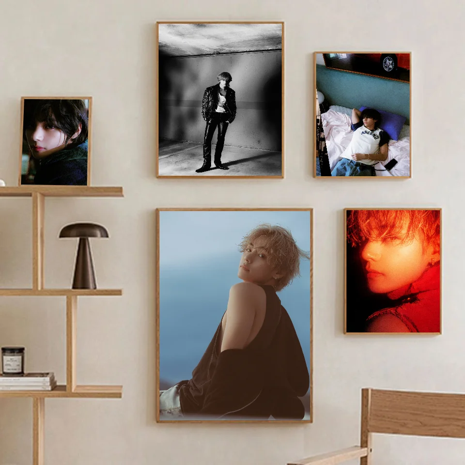 1pc spevák K-Kpop Kim T-Tae H-Hyung V Layover Self-Art Art Plaght Wimoofter Paper Sticker Coffee House Bar Room Decor Decor