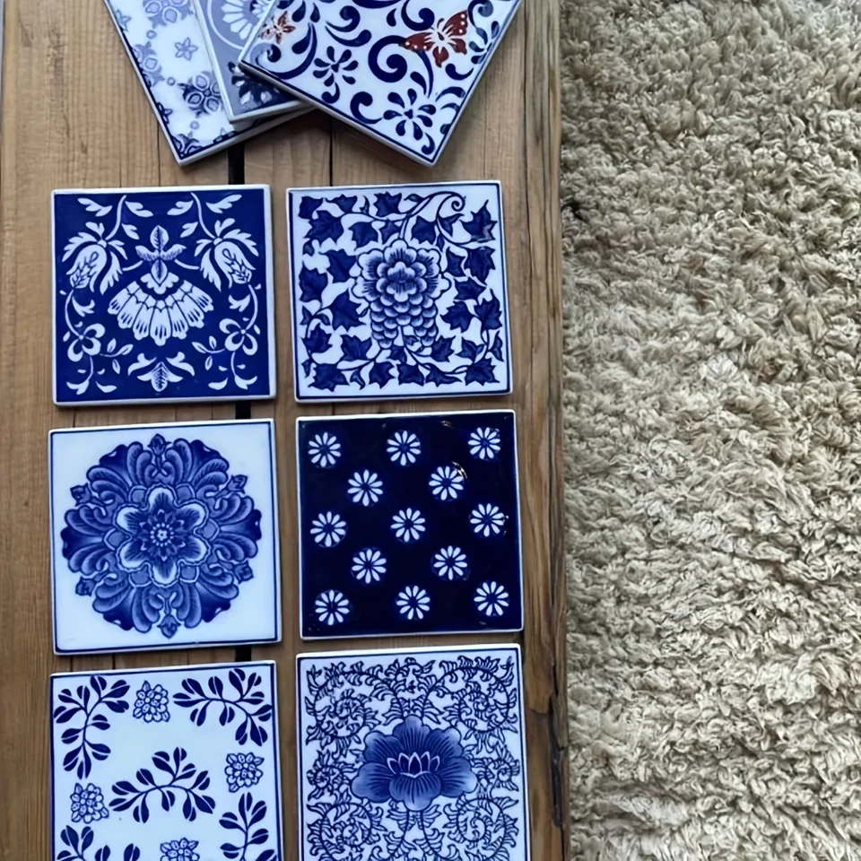 1pc Vynikajúca keramická štvorcová dráha ručne maľovaná retro modrá a biela porcelánová dekoratívna dráha stolová ochrana BW