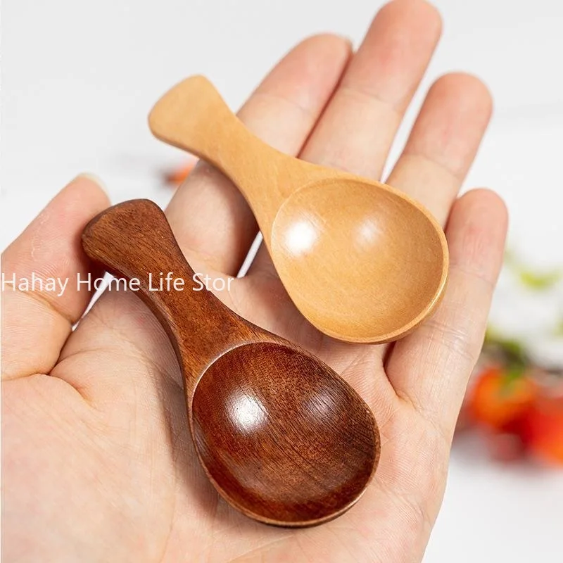 1pcs Mini drevené lyžice kuchynské korenie korenie Spoon kávu cukor čajové lyžičky deti Krátka rukoväť drevené lopatky Domovodný riad