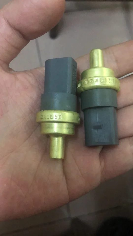 1x 06a919501a 06a919501 Senzor odosielateľa chladiacej kvapaliny motora pre Audi pre VW pre golf pre golf pre skod Fabia Octavia 2 Pin 2 Pin